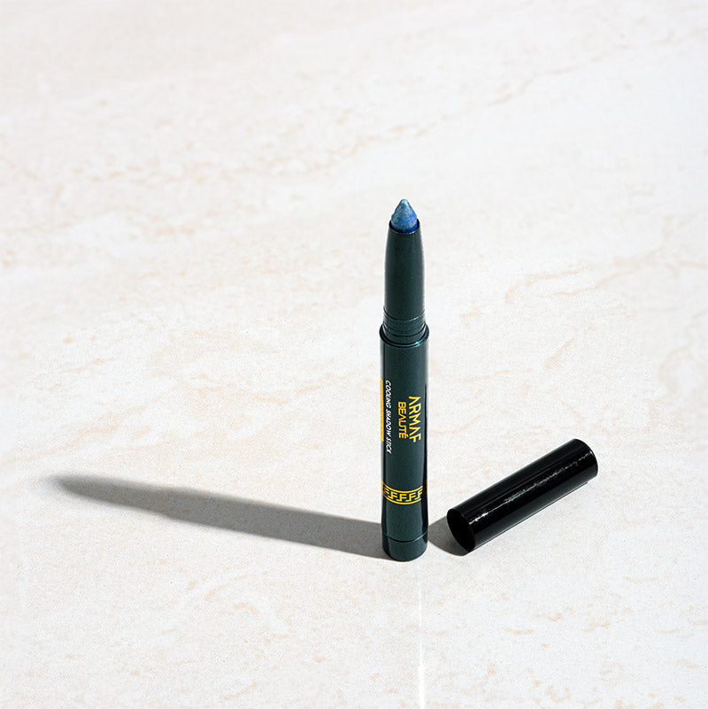 
                  
                    SHADOW STICK
                  
                