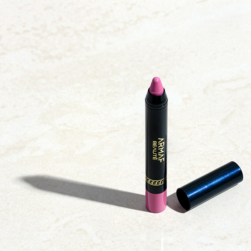 
                  
                    CRAYON À LÈVRES
                  
                