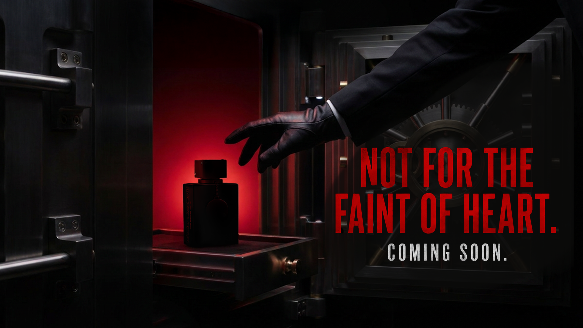 Club de Nuit Intense Overdose vault campaign